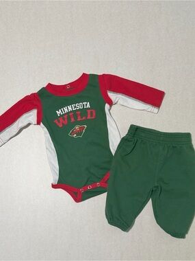 Minnesota Wild NHL Baby Bodysuit & Jogger Pant Set 0-3 Months NWOT